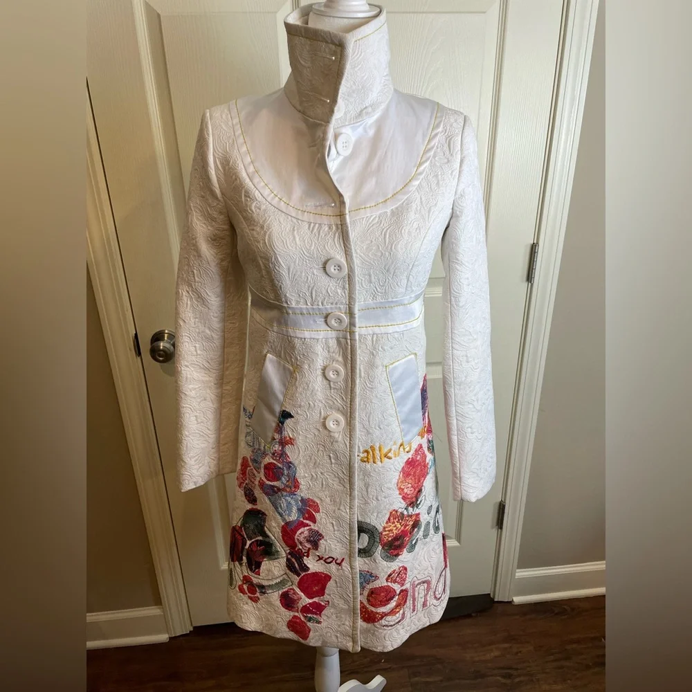 Desigual Embroidered trench coat with Colorful Graphic Design small - Picture 3 of 16
